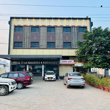 Hotel Tulsi Residency 普杰 外观 照片